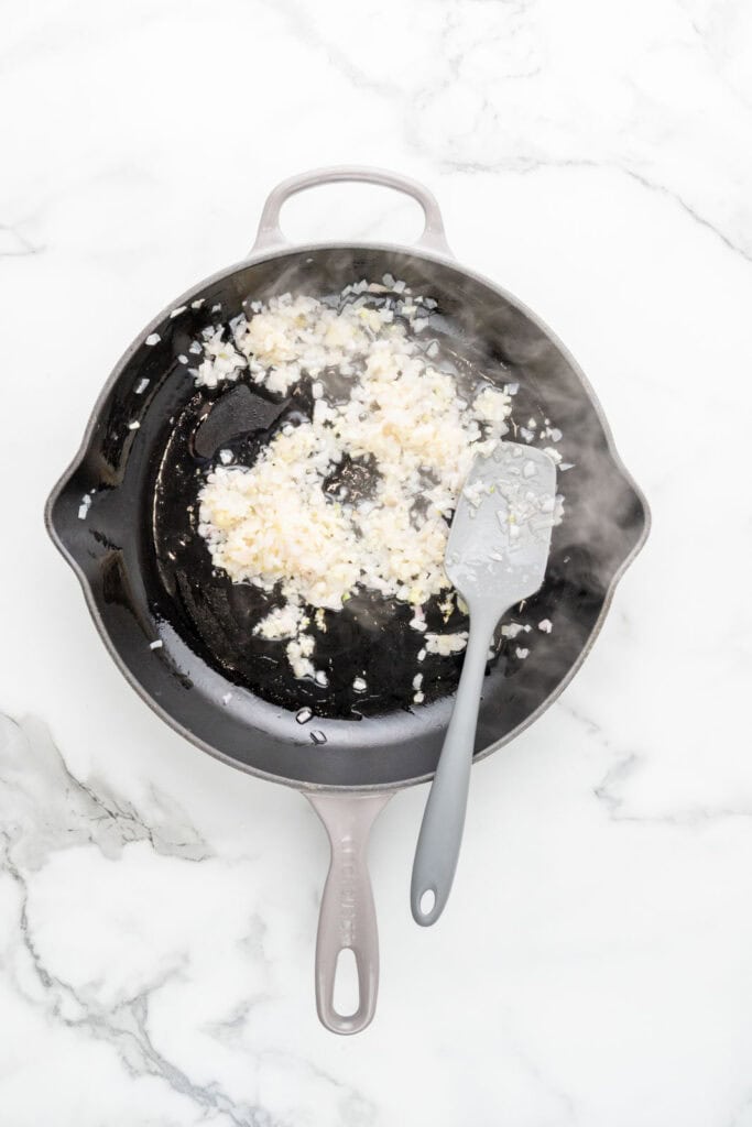 Making risotto al limone.